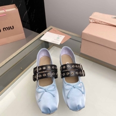 Miu Miu flat shoes